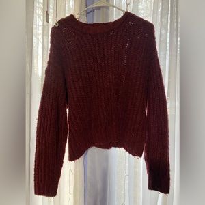 american eagle cropped sweater (fits like a small)